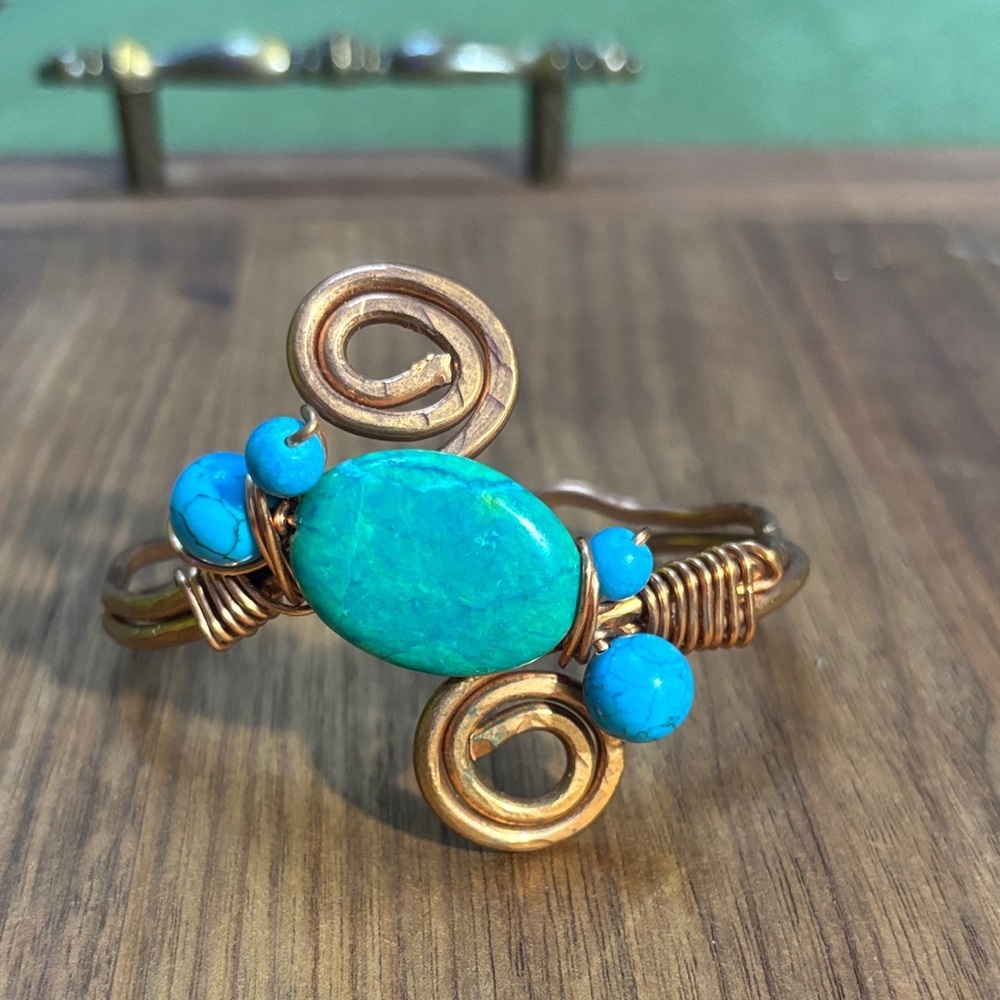 Bohemian and Chic Turquoise and Copper Wire Wrapped Bracelet - Picture 5 of 9